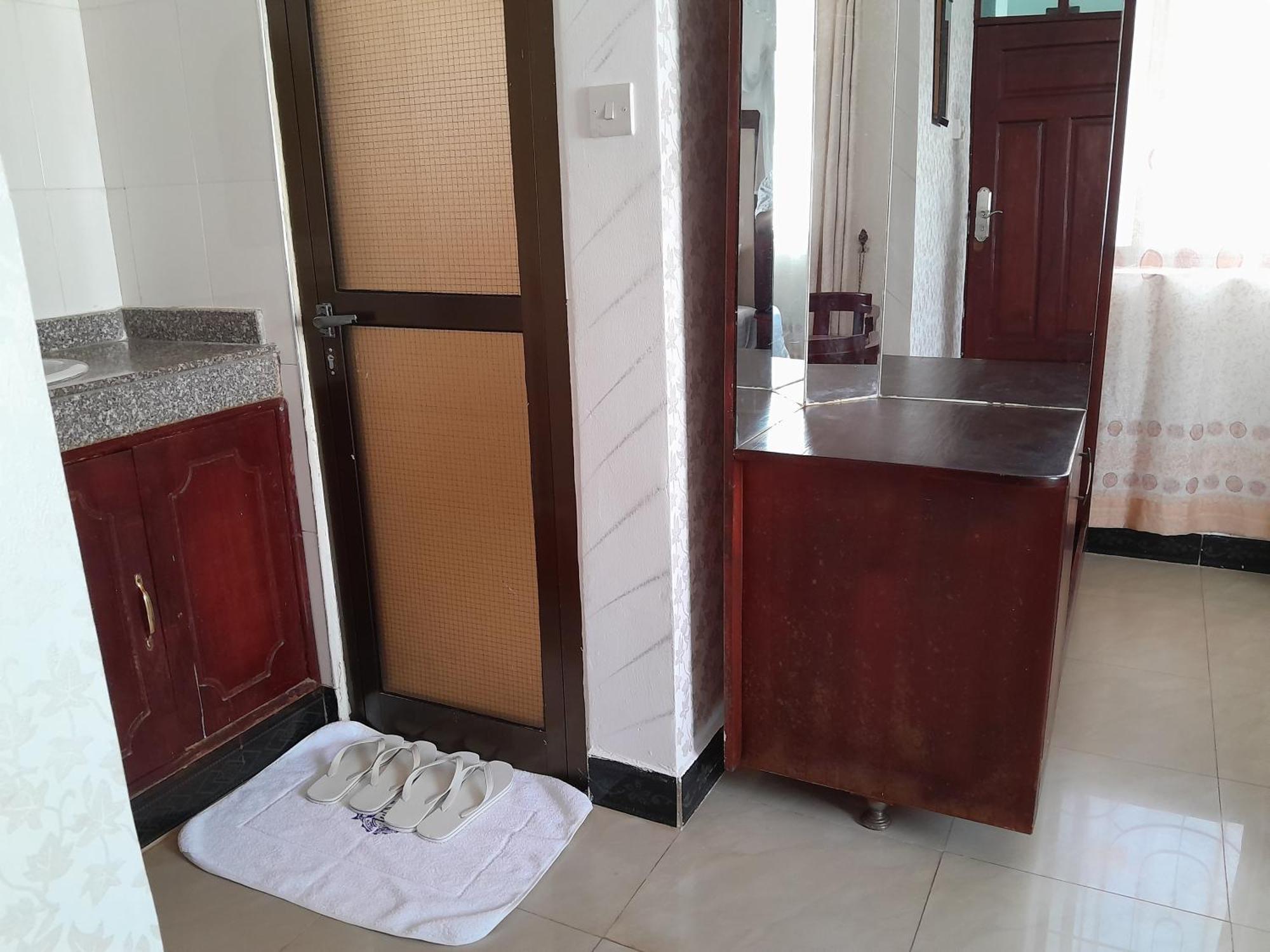 Kibo Peak Palace Hotel Morogoro 外观 照片