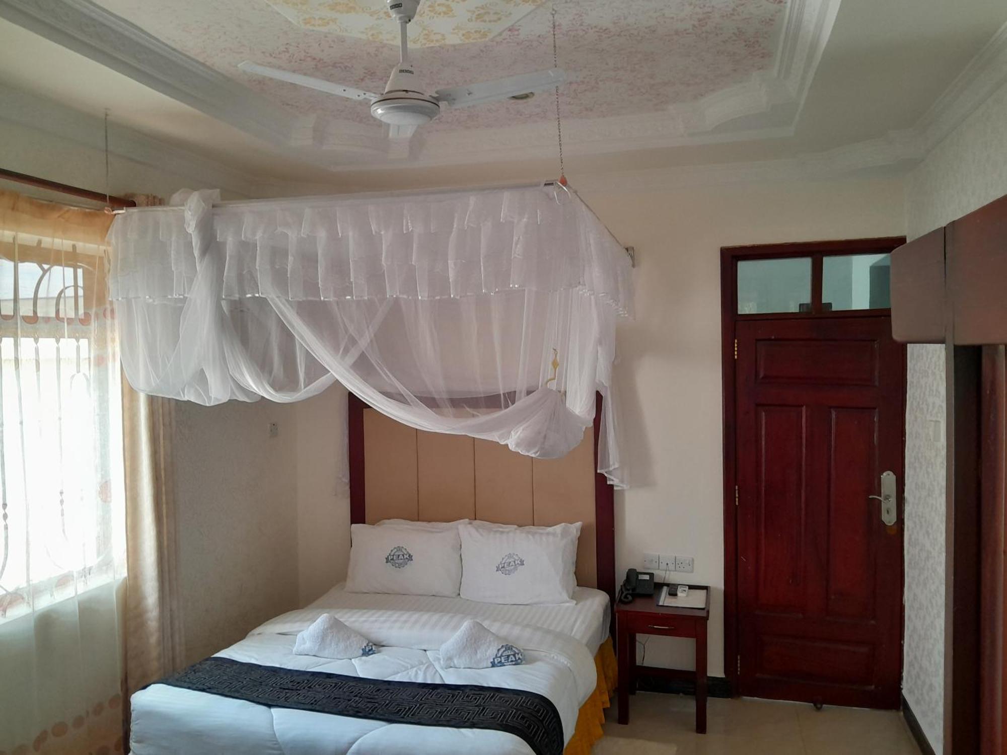 Kibo Peak Palace Hotel Morogoro 外观 照片