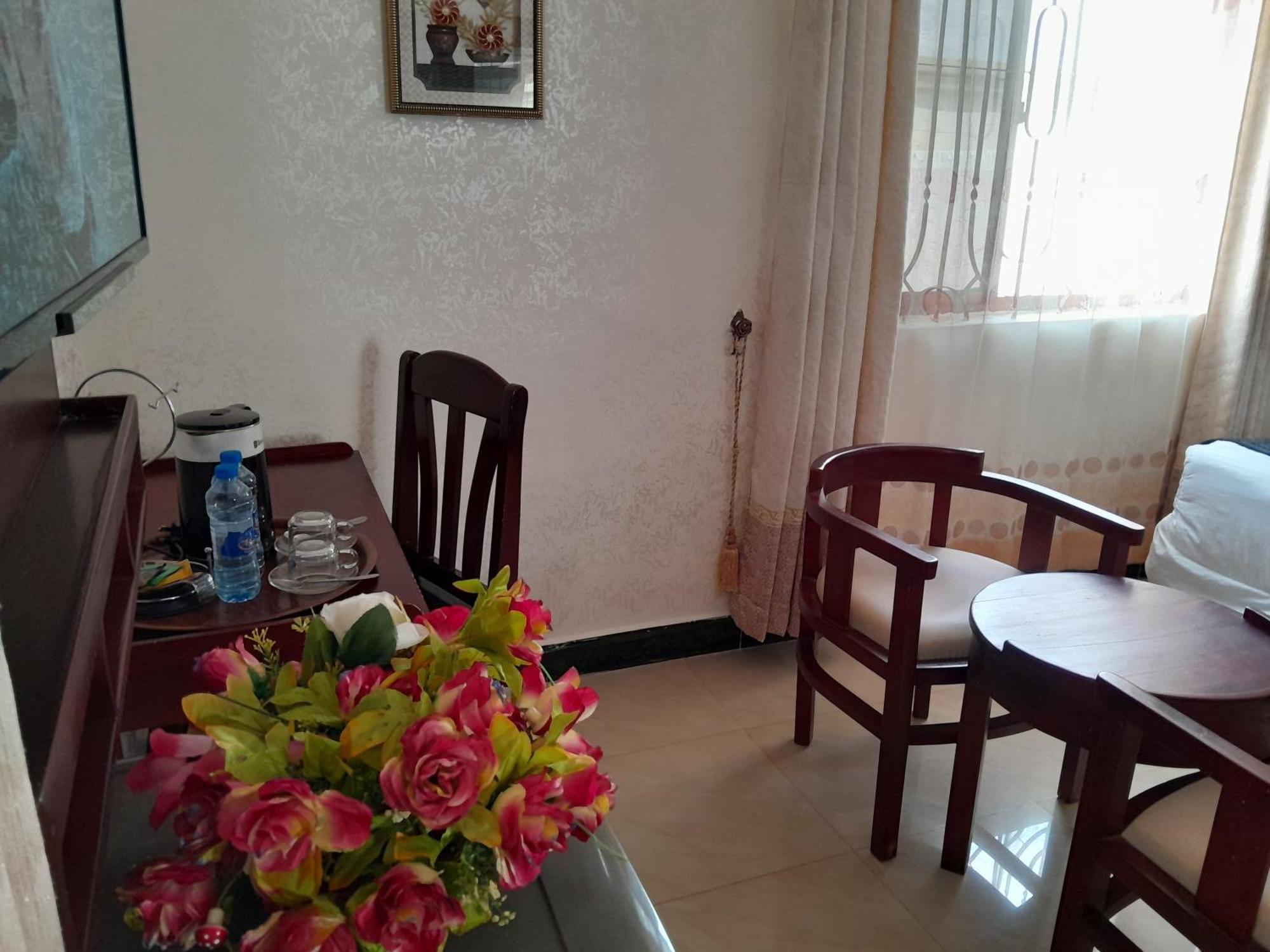 Kibo Peak Palace Hotel Morogoro 外观 照片