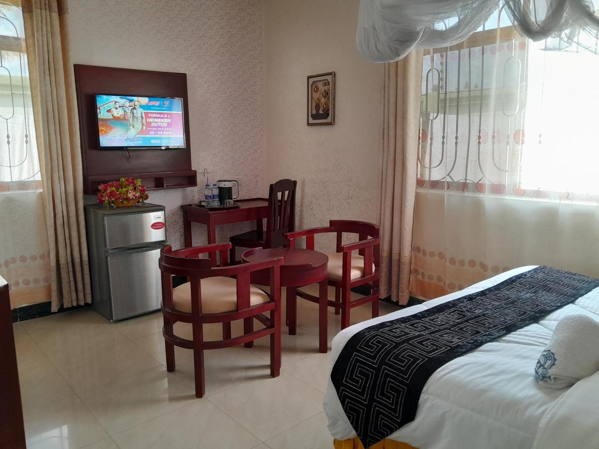 Kibo Peak Palace Hotel Morogoro 外观 照片
