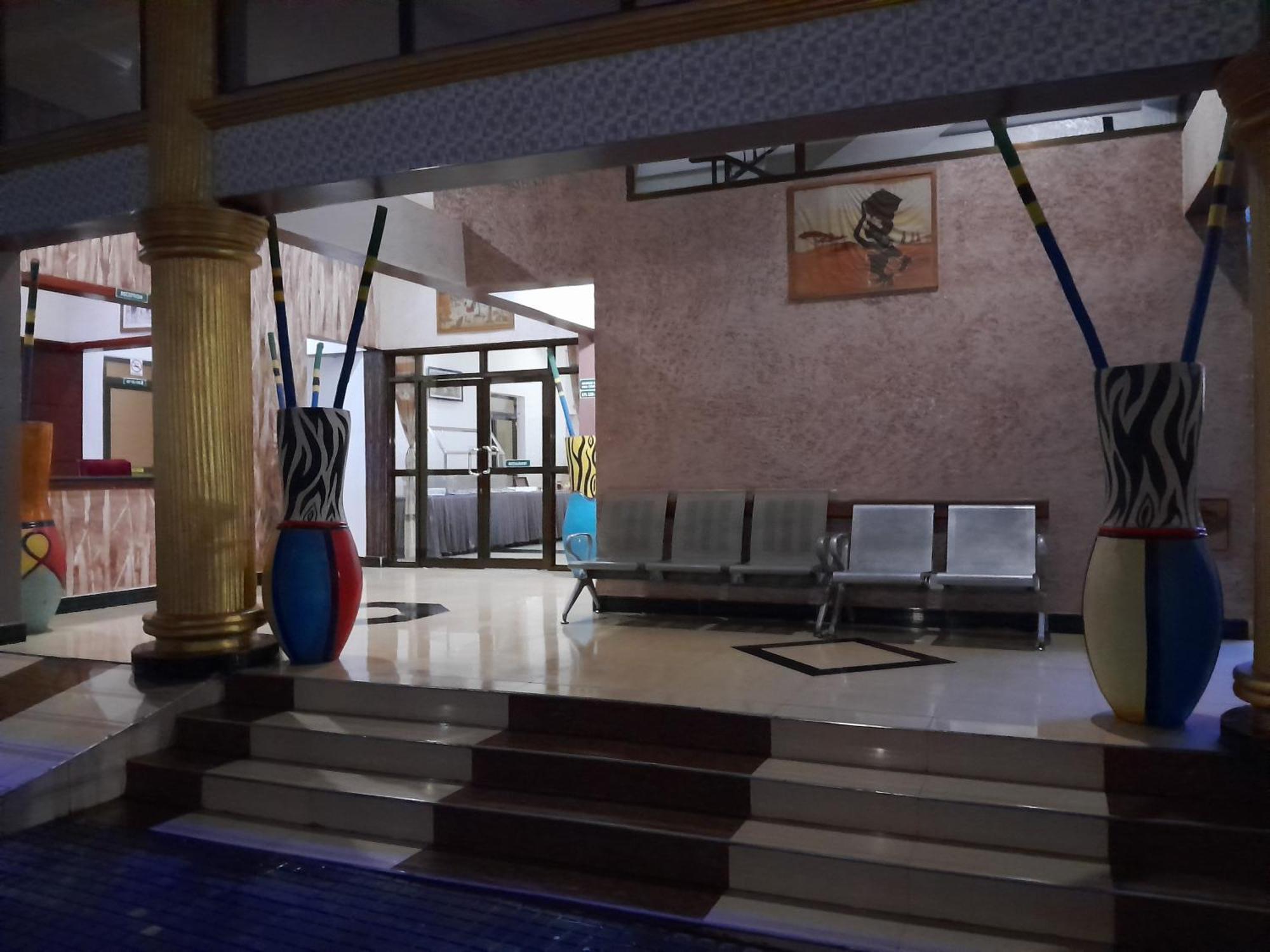 Kibo Peak Palace Hotel Morogoro 外观 照片