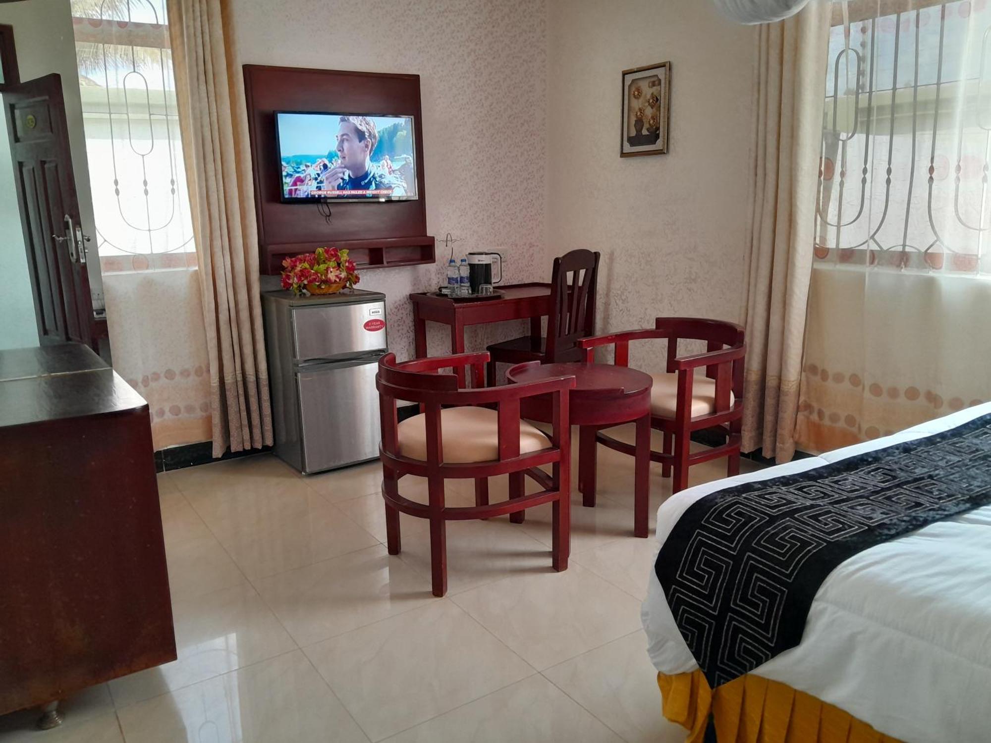 Kibo Peak Palace Hotel Morogoro 外观 照片