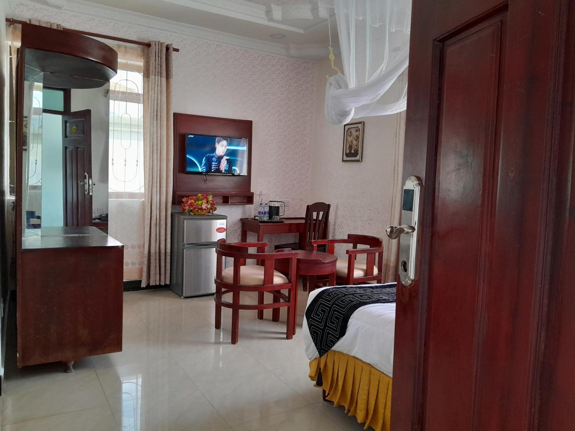 Kibo Peak Palace Hotel Morogoro 外观 照片